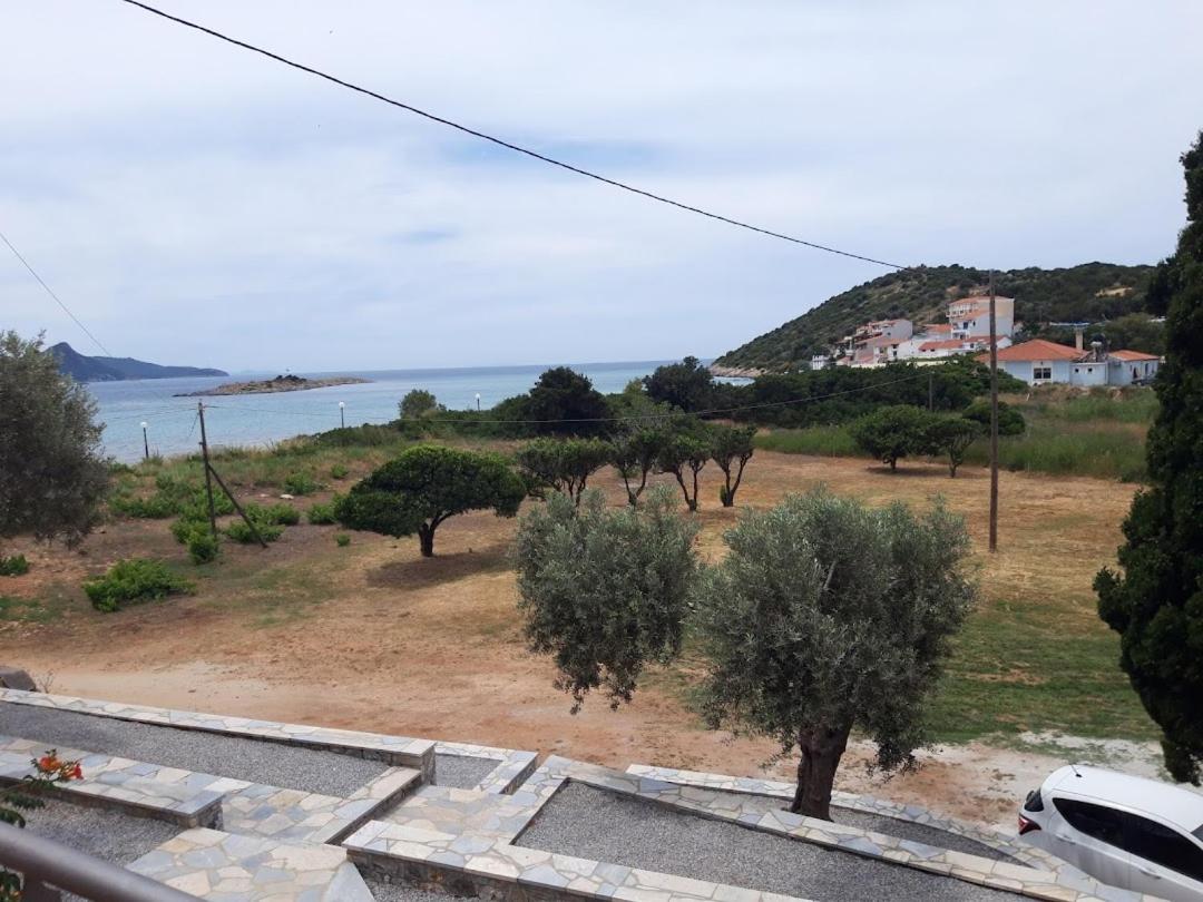 Thalatta Seaside Accommodation Псили Амос Екстериор снимка