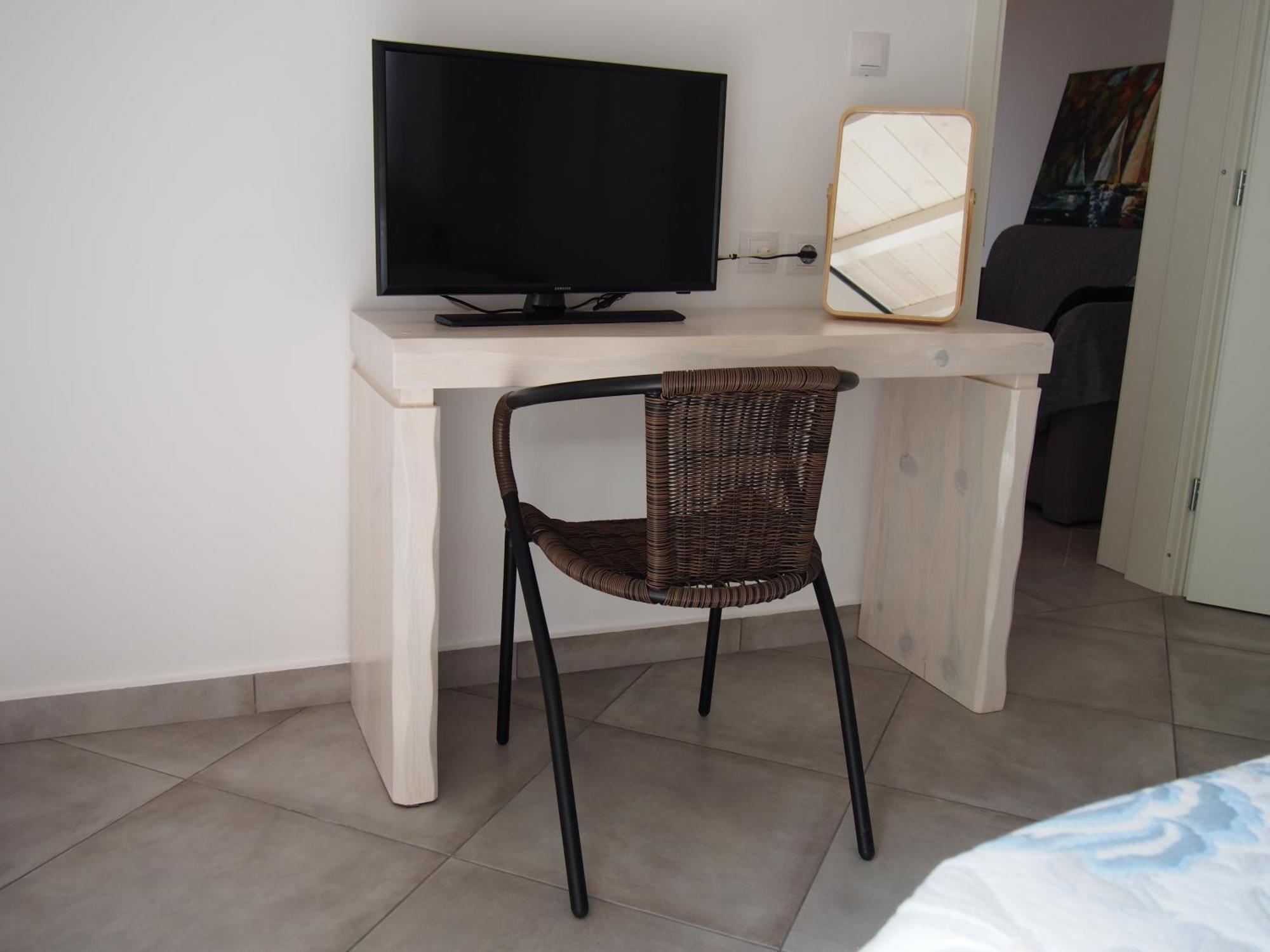 Thalatta Seaside Accommodation Псили Амос Екстериор снимка