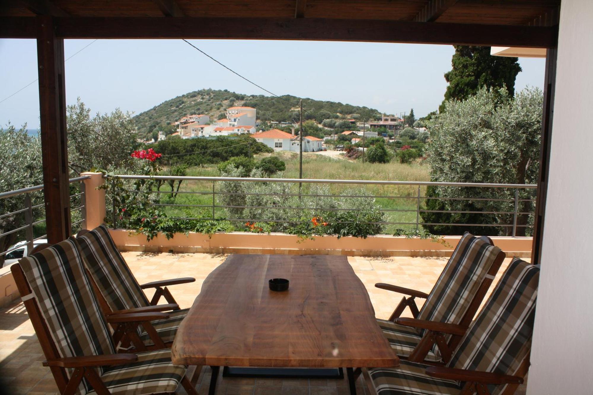 Thalatta Seaside Accommodation Псили Амос Екстериор снимка